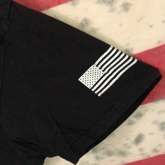 Mens black LAPG “gunpowder is my man glitter” T-Shirt size Large - Picture 3 of 6